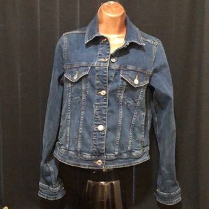 Denim jacket by MANGO. Size S-M